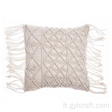 coussin décoratif en macramé